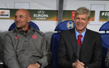 BARYSAW, BELARUS - SEPTEMBER 28: Arsenal manager Arsene Wenger with assistant Steve Bould before the UEFA Europa League group H match between BATE Borisov and Arsenal FC at Borisov-Arena on September 28, 2017 in Barysaw, Belarus. (Photo by Stuart MacFarlane/Arsenal FC via Getty Images) *** Local Caption *** Arsene Wenger;Steve Bould